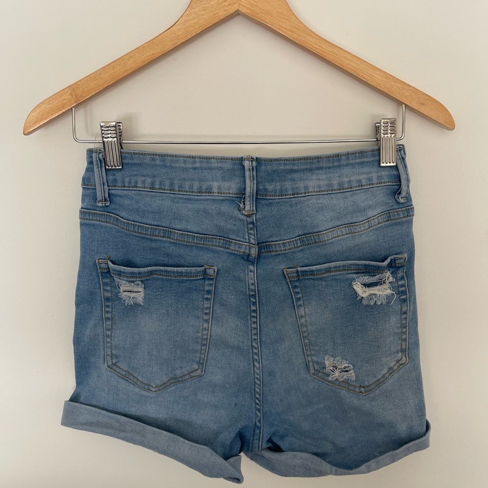 WAX Jeans Collection Cuffed Shorts Distressed Denim Size M 26 x 3 - Picture 2 of 4